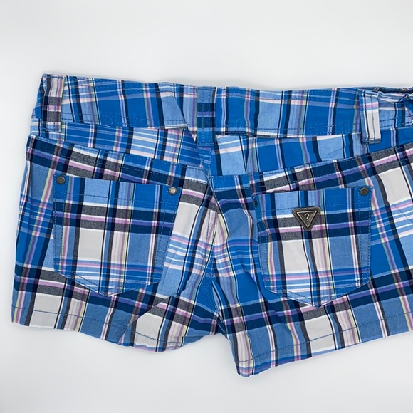 Guess plaid shorts - Picture 2 of 7